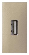 Механизм USB разъёма, тип А, с USB разъёмом мама на тыльной стороне, 1-модульный, серия Zenit, цвет шампань